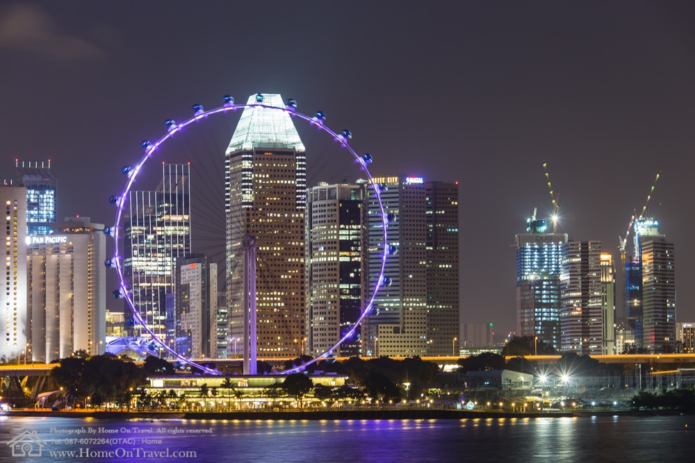 Home On Travel - Singapore Flyer Ferris wheel at night