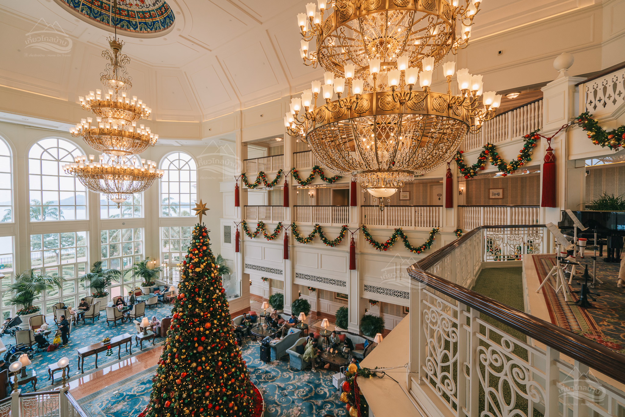 hong kong disneyland hotel
