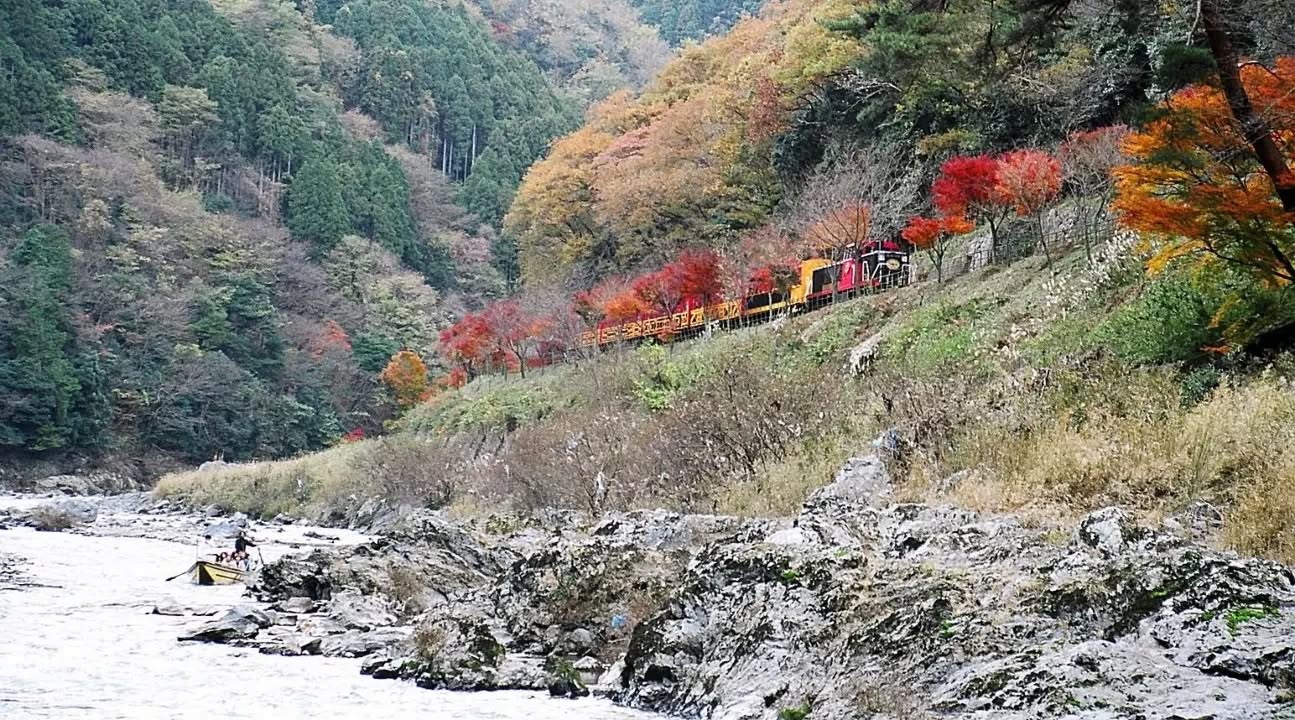 sagano romantic train