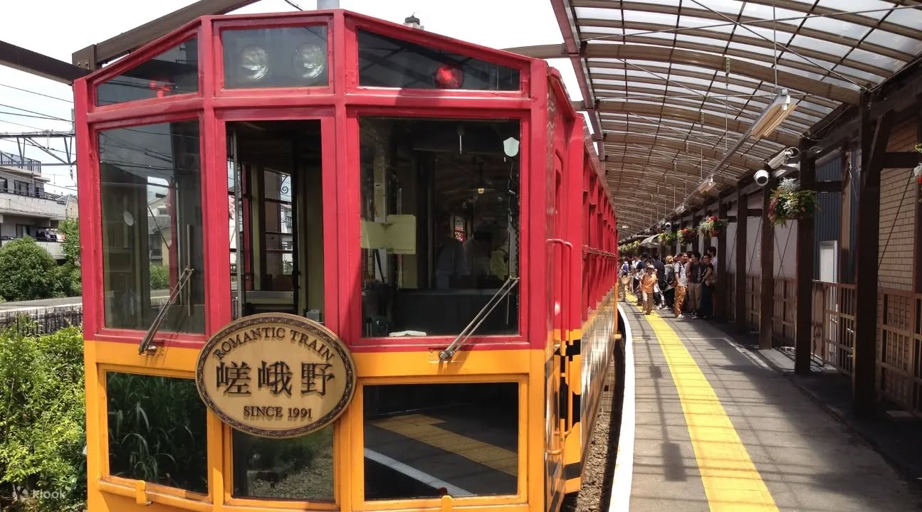 sagano romantic train